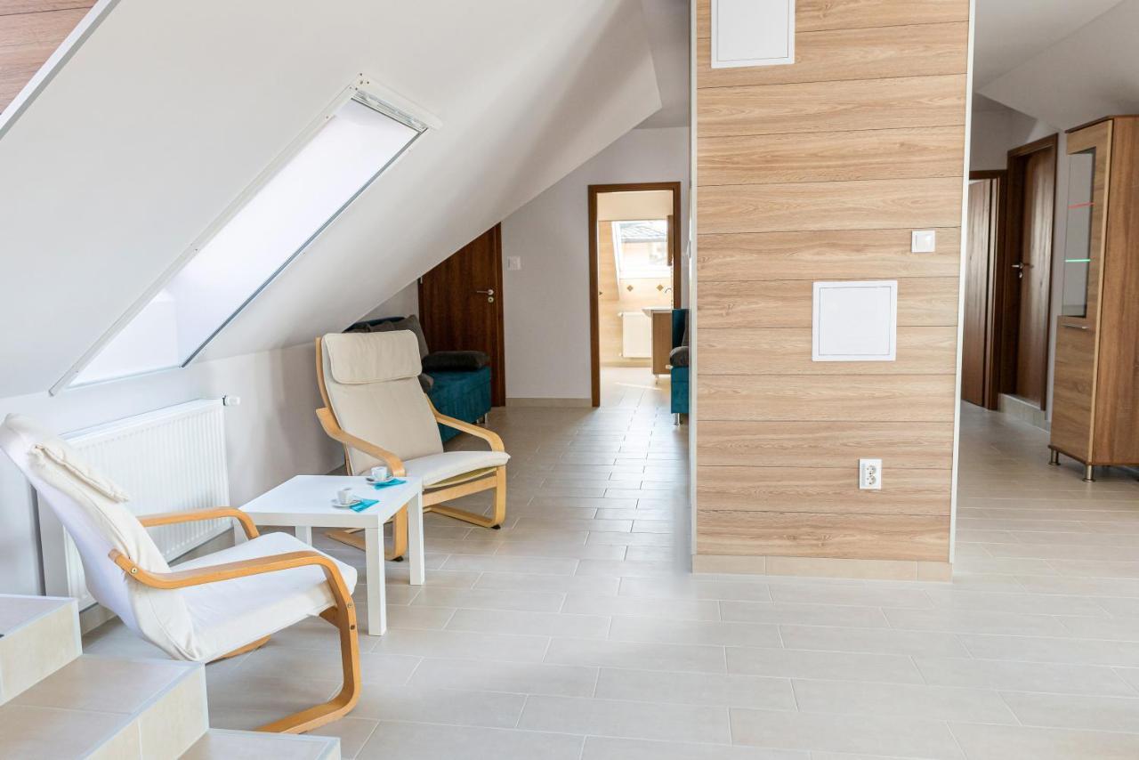 Apartament Bor, Villa, Sosto *