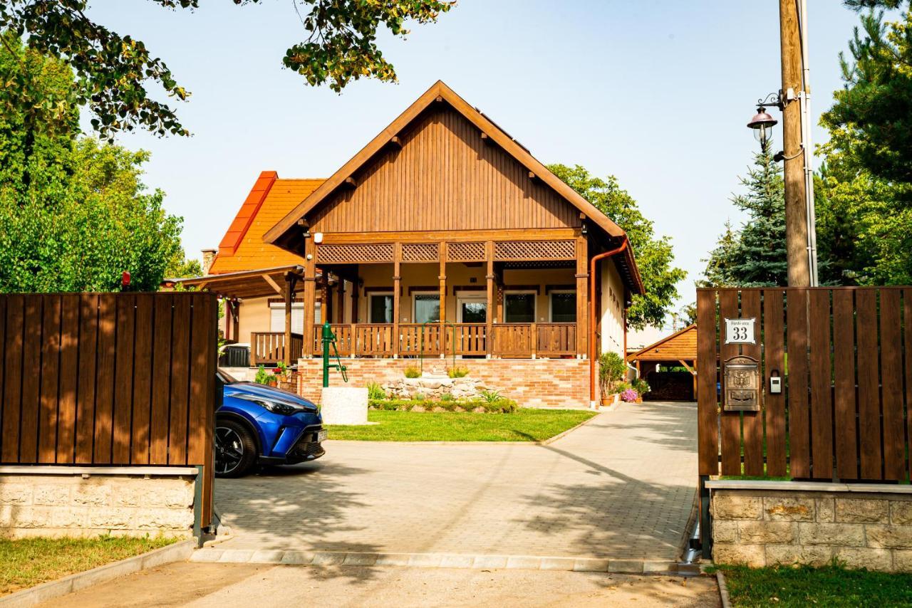 Bor, Villa, Sosto Nyíregyháza