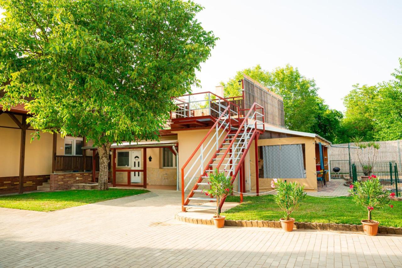 Bor, Villa, Sosto Apartament Nyíregyháza
